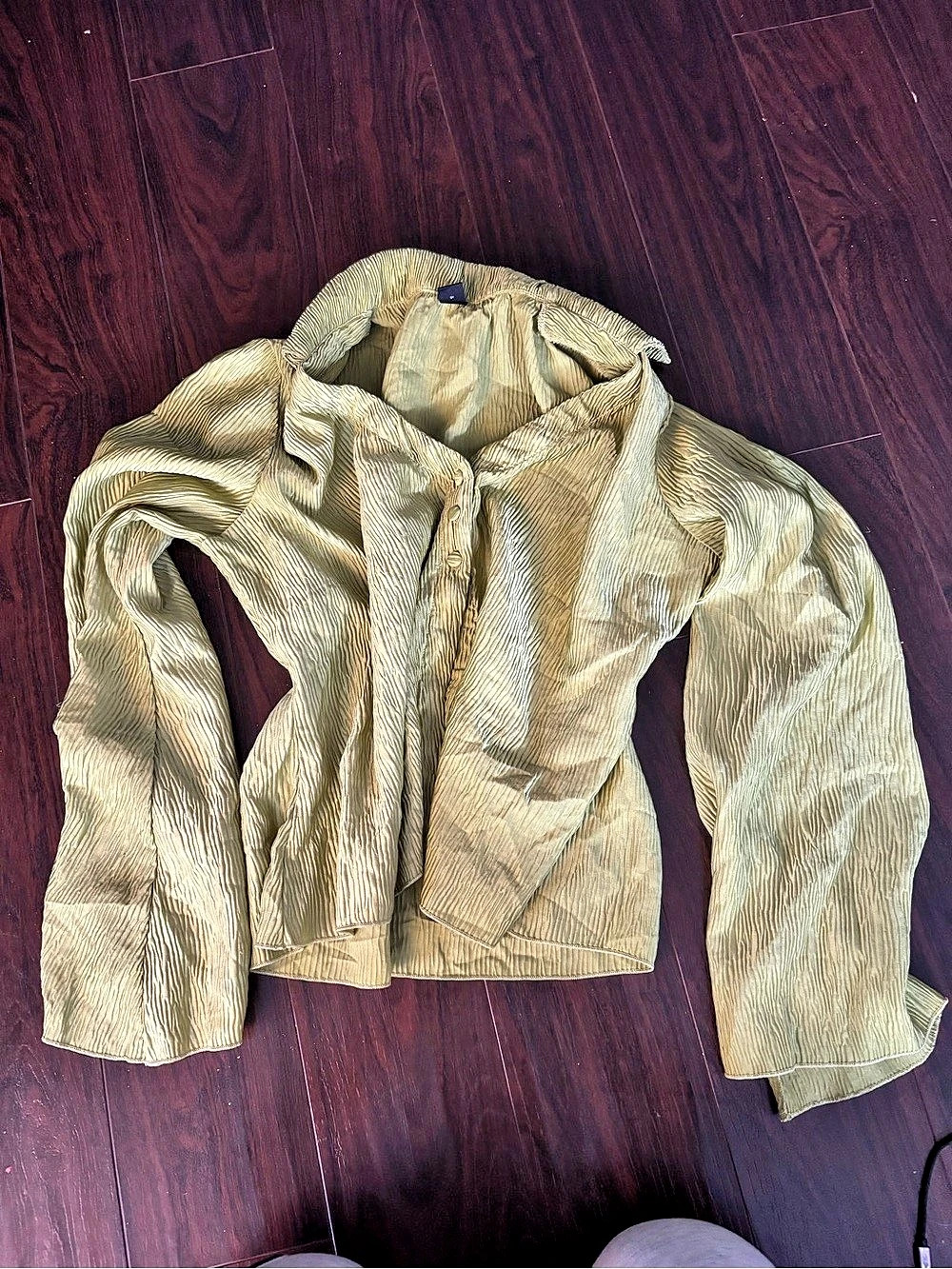 SHEIN Textured green button up